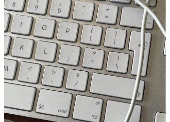 Origineel Apple A1243 toetsenbord Keyboard Refurbished met 3 maand garantie