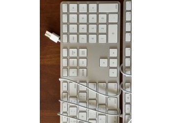 Origineel Apple A1243 toetsenbord Keyboard Refurbished met 3 maand garantie